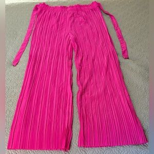 Forever 21 Pink Loose Wide Leg Tie Pants. Size XL. New with tags.